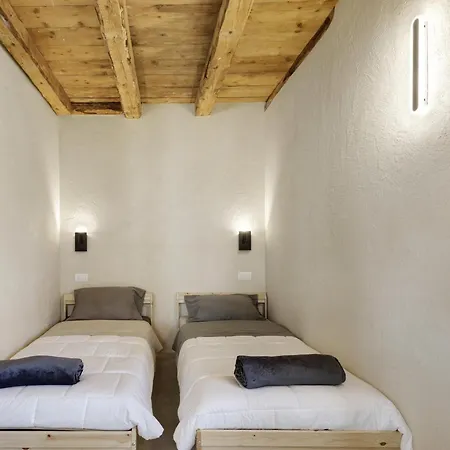 La Finestra Sul Grappa فندق مبيت وإفطار 3*